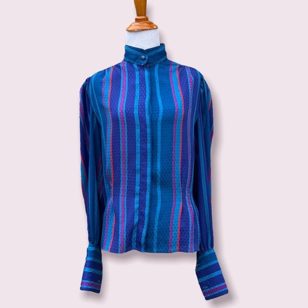 Vintage high neck long sleeve blouse